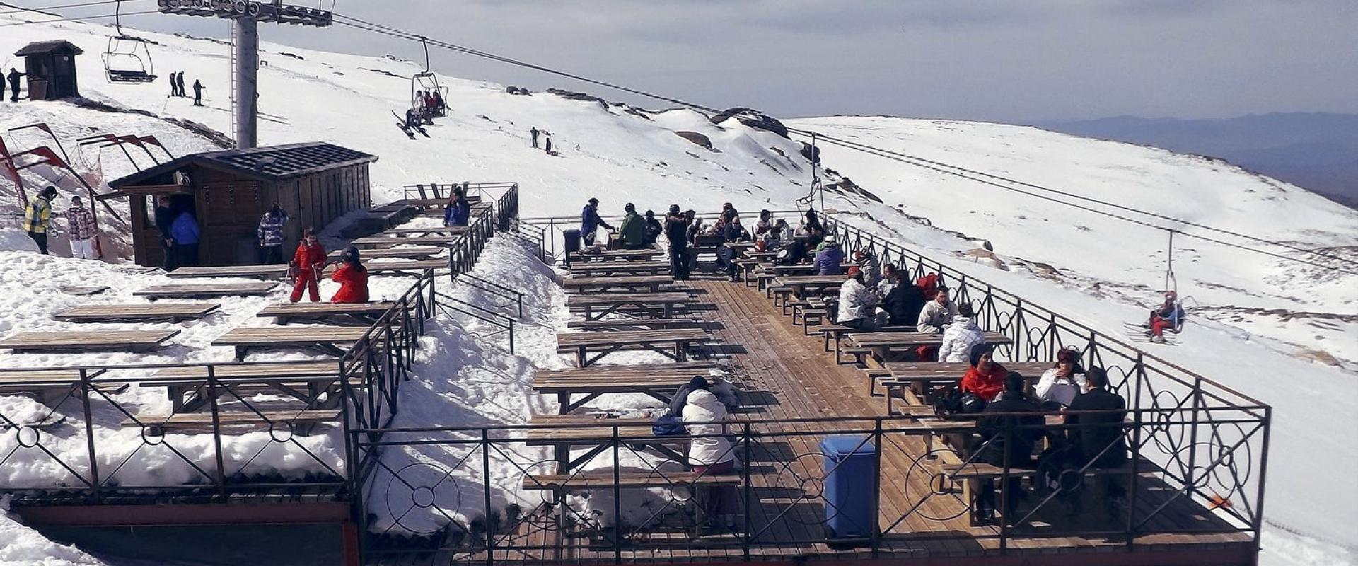Skiing at Covatilla ski resort