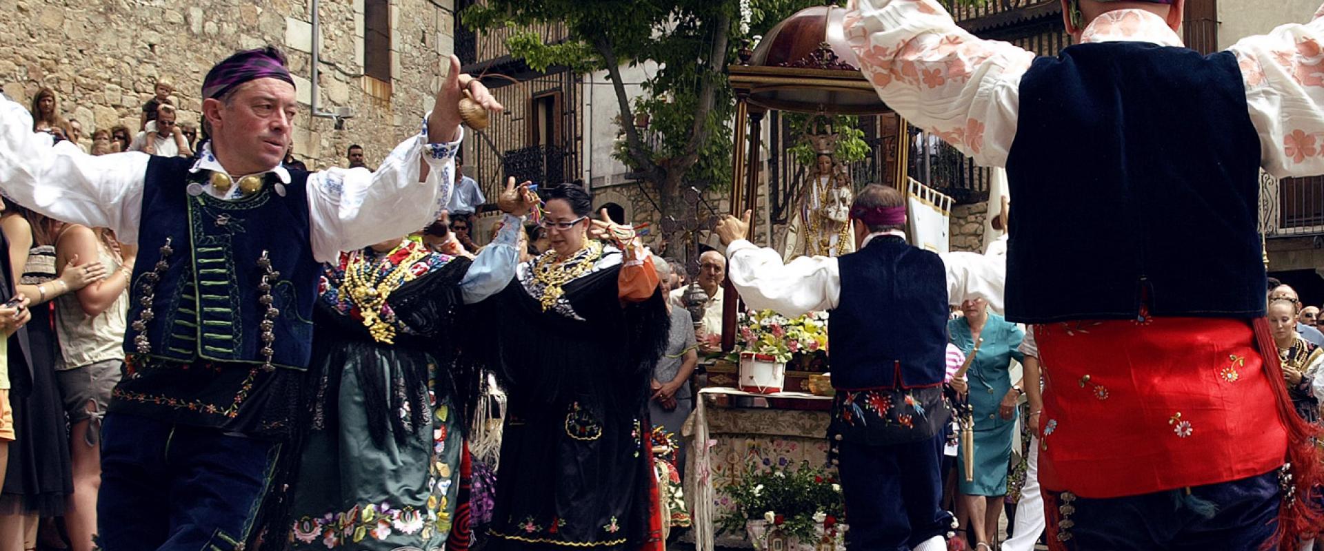 Offertories and romeria pilgrimages