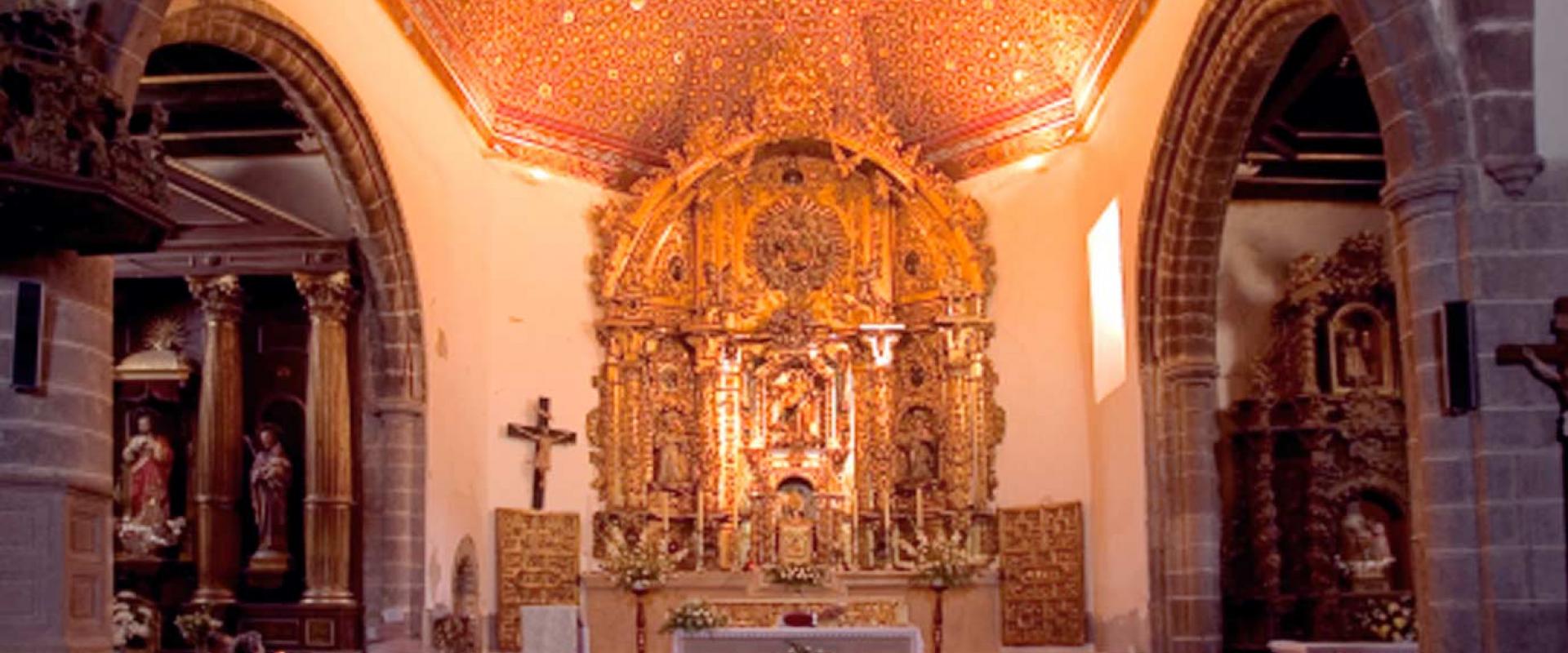 Coffered ceilings and altarpieces 