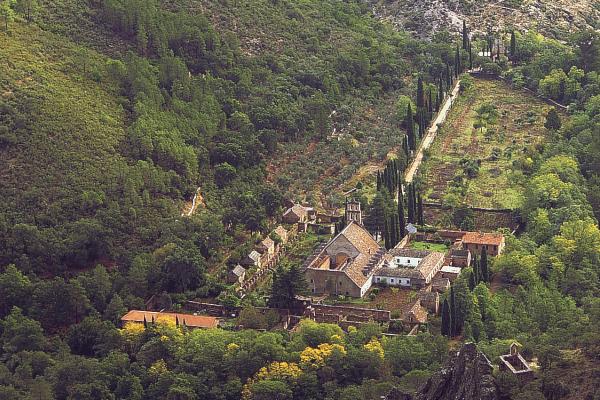 Monasterios y conventos