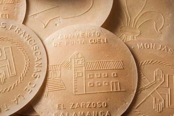 Conventual Pastry and Honey. Sweet temptations