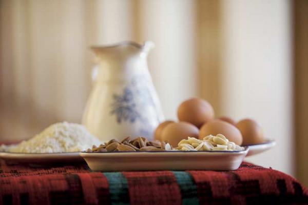 Conventual Pastry and Honey. Sweet temptations