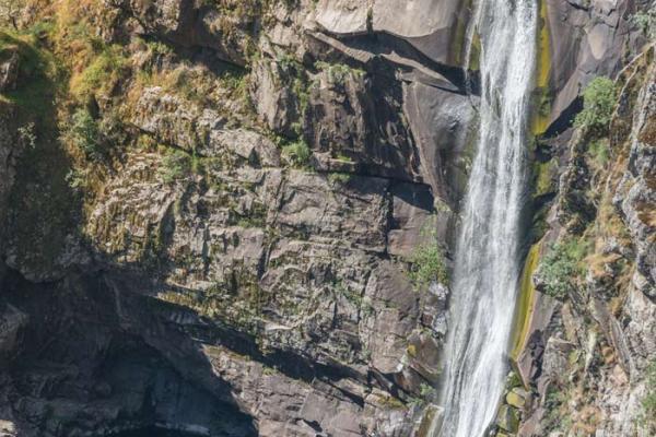 Paragens naturais que aproveitam o caudal da água