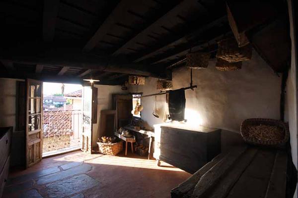 “Saturjuanela” House Museum