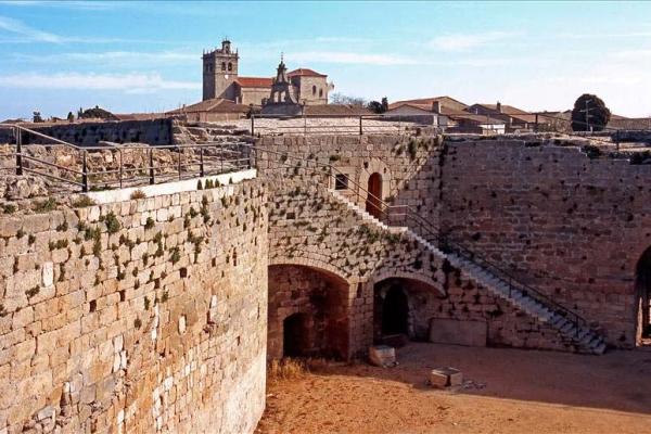 Castillo de Ledesma