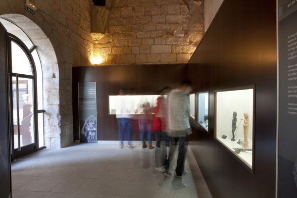 Otros centros de interés arqueológico