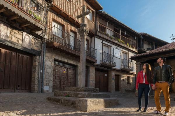 Una Ruta para Descubrir Pueblos con Encanto vista mogarraz